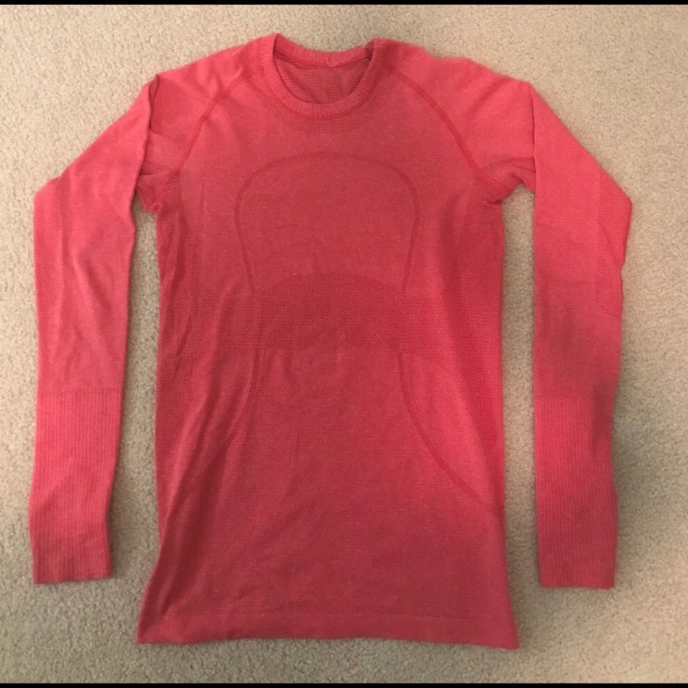 Lululemon Tech long sleeved shirt